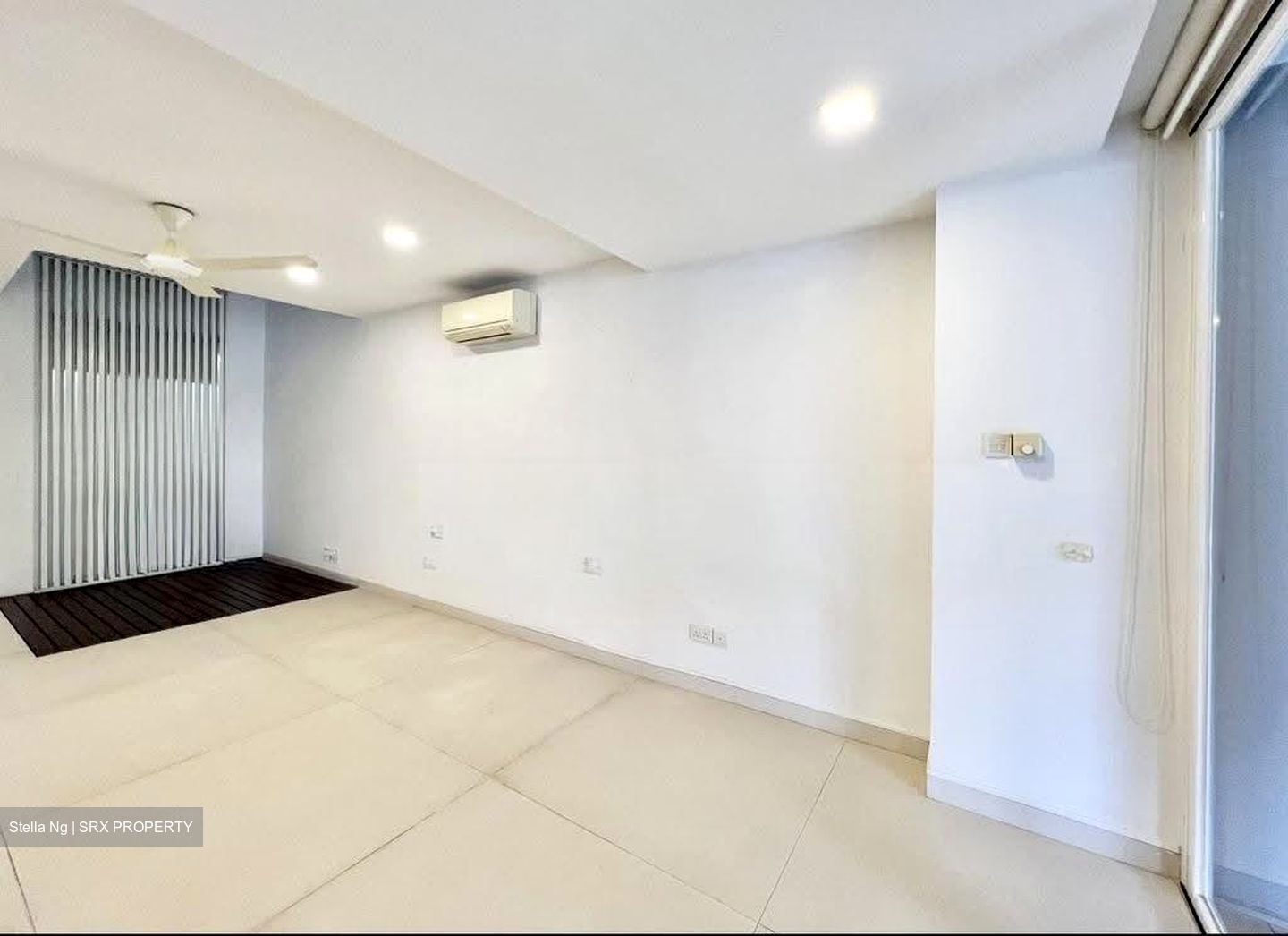 Fifth Avenue (D10), Terrace #613837461